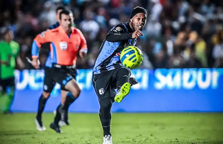 管理裁判员 管理裁判员