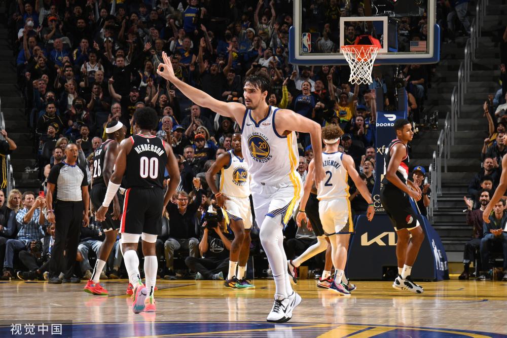 横滨FC假 横滨FC假