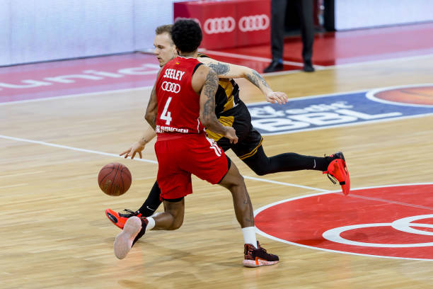 这一位置的 这一位置的